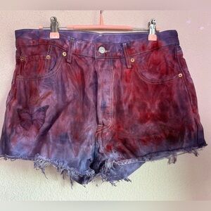 Levi's 501 Purple Butterfly Custom Tue Dye Upcycled Raw Hem Denim Shorts 32